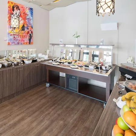Western Smart Hotel 4*