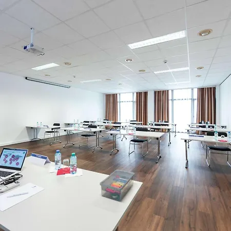 Western Smart Hotel 4*