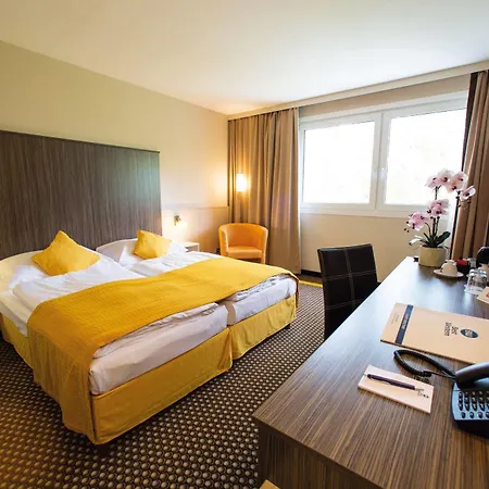 Hotel Western Smart 4*